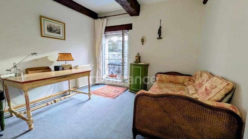 Appartement ancien - 140 m² - 7 pièces