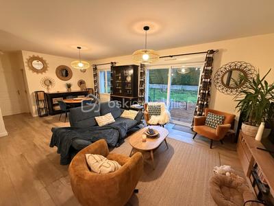 Maison - 105 m² - 5 pièces