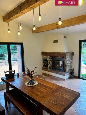 Maison - 294 m² - 10 pièces