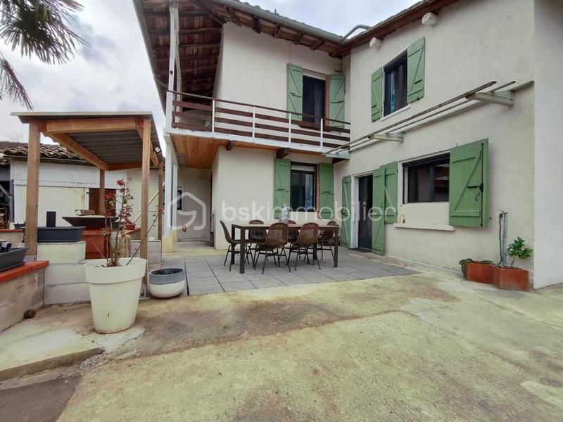 Maison de ville - 170 m² - 6 pièces