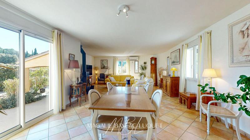 Maison - 135 m² - 5 pièces