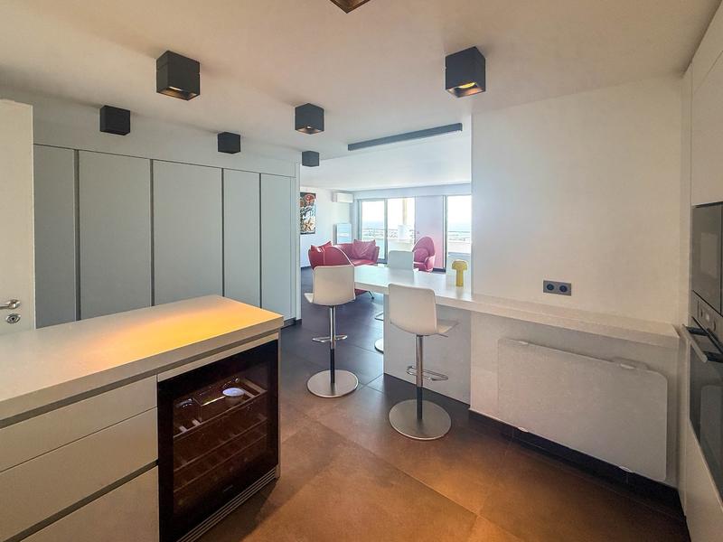 Appartement - 84 m² - 3 pièces