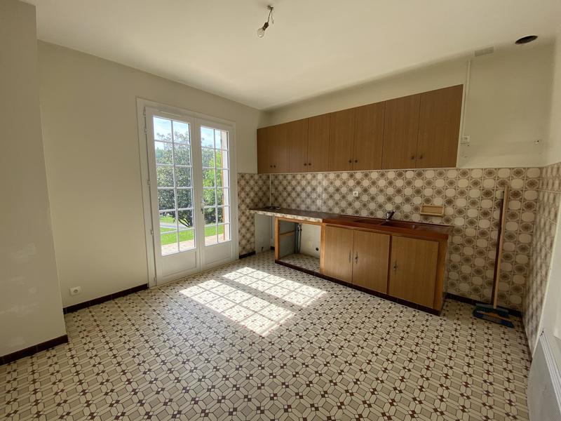 Villa - 257 m² - 10 pièces