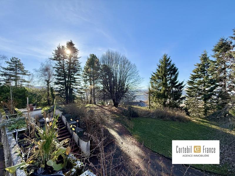 Villa - 177 m² - 6 pièces