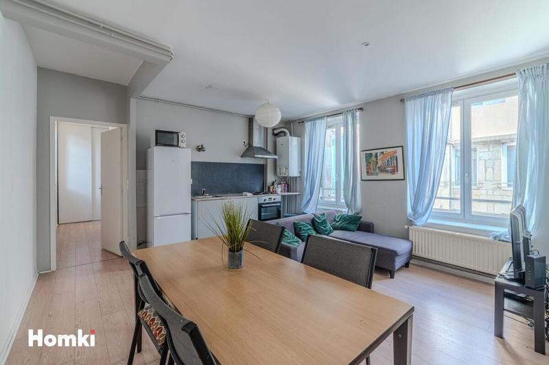 Appartement - 79 m² - 4 pièces