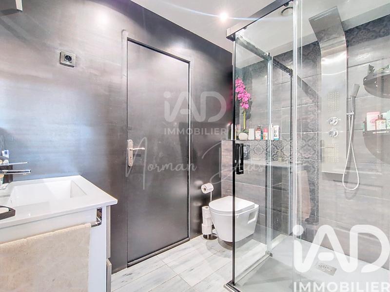 Maison - 104 m² - 6 pièces