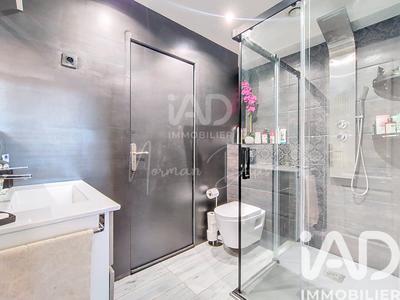 Maison - 104 m² - 6 pièces