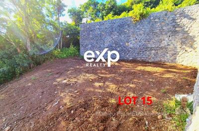 Terrain constructible - 230 m²