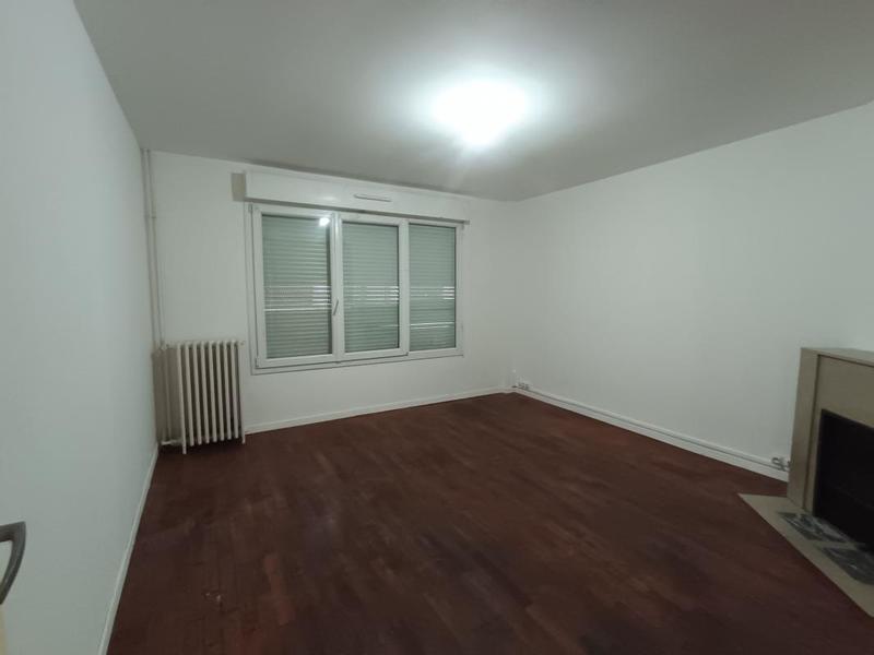 Maison - 85 m² - 5 pièces