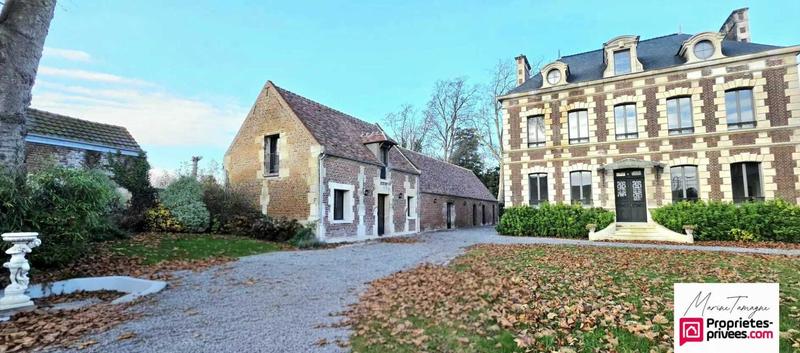 Maison - 403 m² - 11 pièces