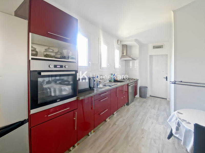 Maison - 95 m² - 6 pièces