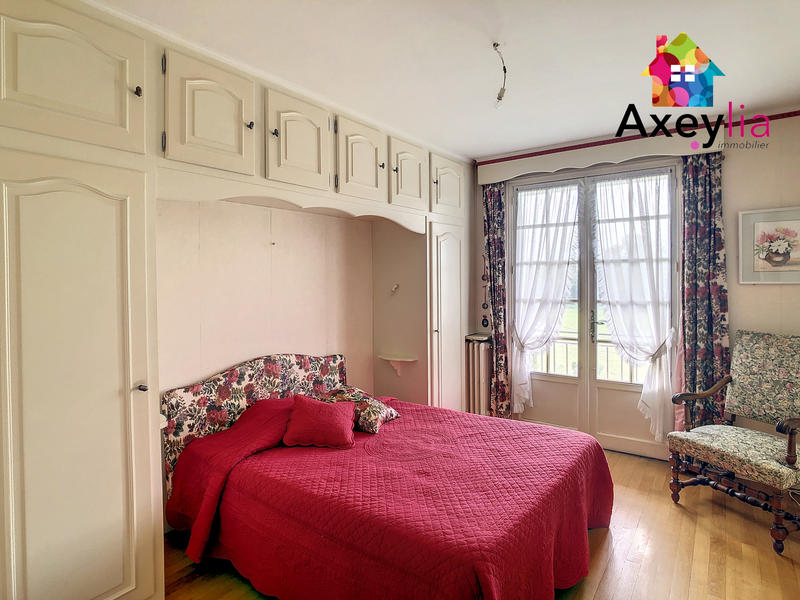 Maison - 136 m² - 6 pièces