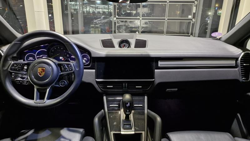 Porsche Cayenne Coupé 3.0 V6 E-Hybrid Platinum Edition Auto