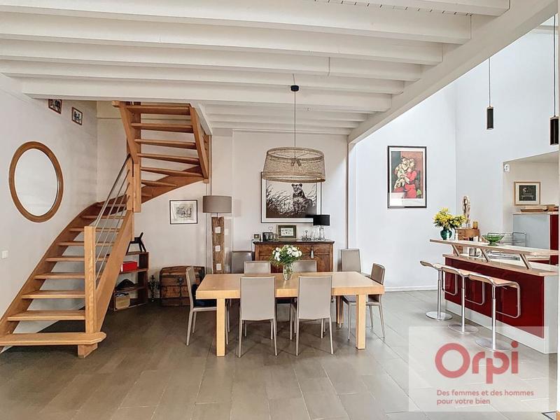 Maison - 176 m² - 6 pièces