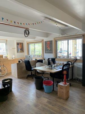 Entrepôt - 1 375 m²