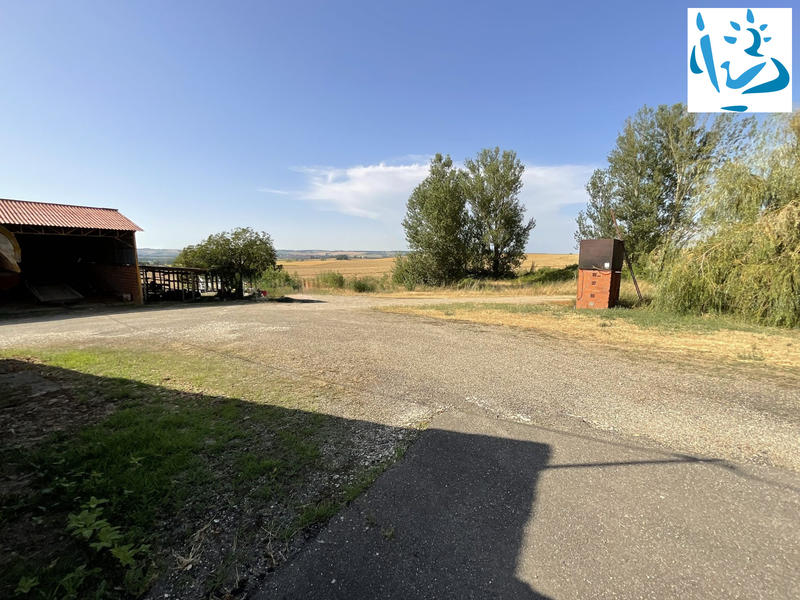 Maison - 205 m² - 9 pièces