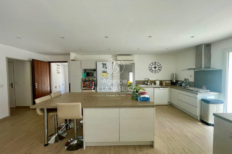 Maison - 170 m² - 6 pièces