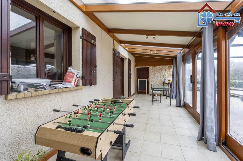 Maison traditionnelle - 99 m² - 6 pièces