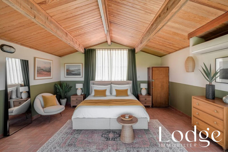 Maison - 170 m² - 6 pièces