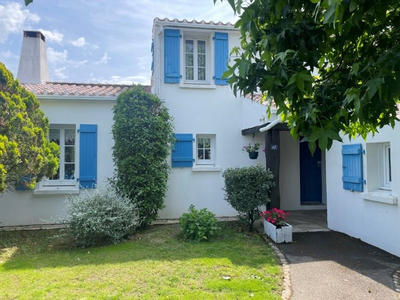 Maison - 261 m² - 8 pièces