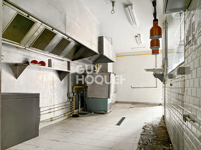 Local commercial - 220 m²