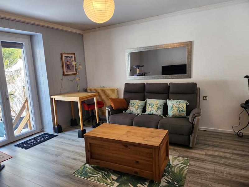 Maison - 312 m² - 9 pièces