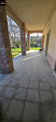 Appartement - 110 m² - 4 pièces