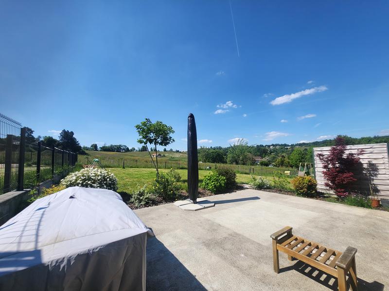 Maison - 152 m² - 7 pièces