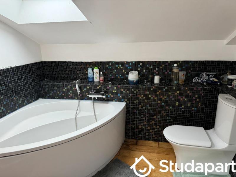 Chambre - 10 m² - 1 pièce