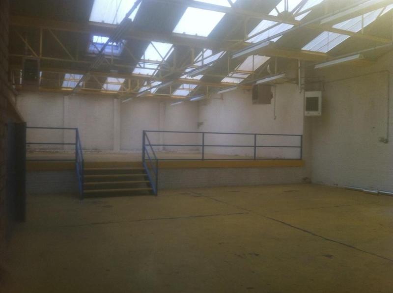 Local commercial - 270 m² - 1 pièce