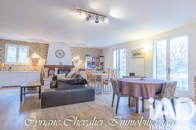 Maison - 144 m² - 8 pièces
