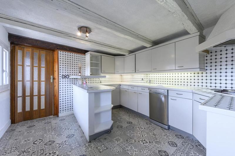 Maison - 405 m² - 6 pièces