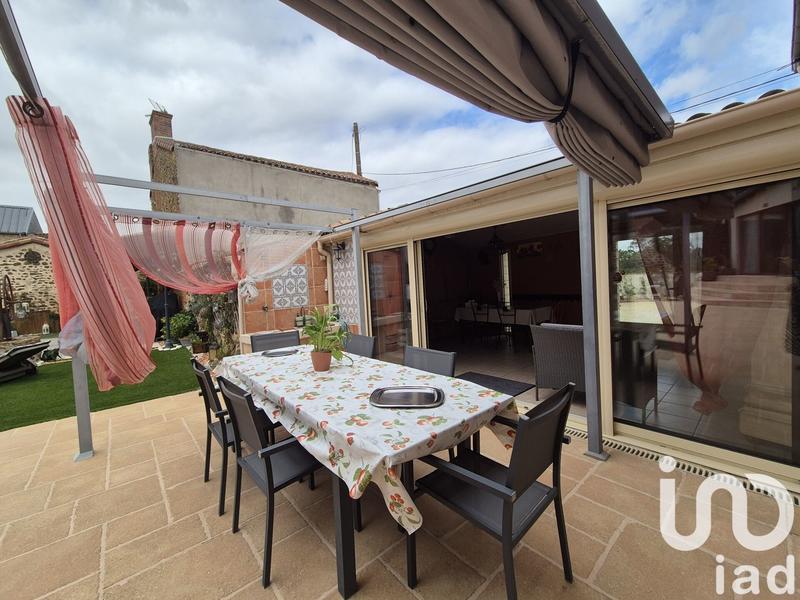 Maison - 227 m² - 6 pièces