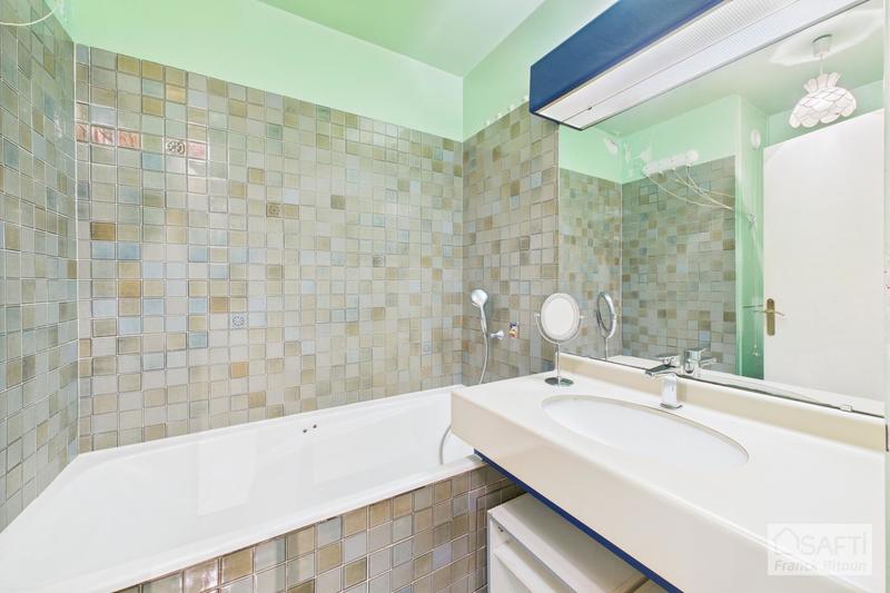 Appartement - 94 m² - 4 pièces