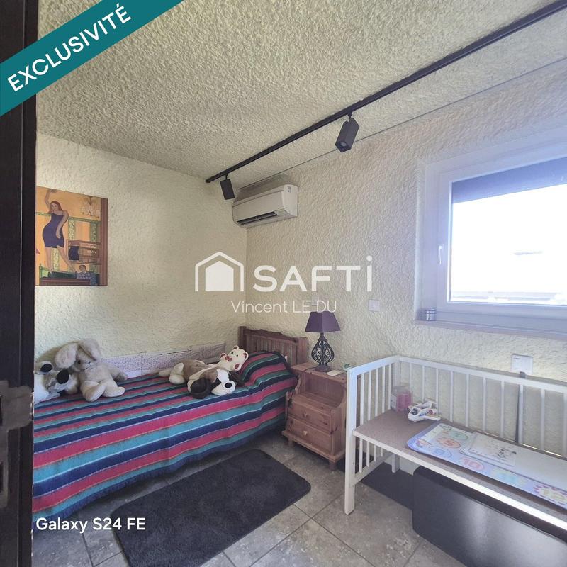 Villa - 201 m² - 10 pièces