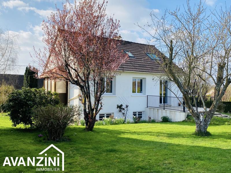 Maison - 107 m² - 4 pièces