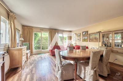 Appartement - 106 m² - 4 pièces