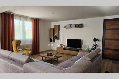 Appartement - 114 m² - 3 pièces