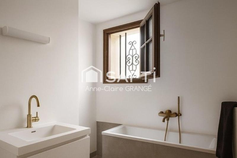 Maison - 128 m² - 7 pièces