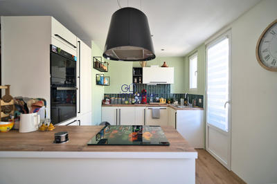 Appartement - 80 m² - 3 pièces