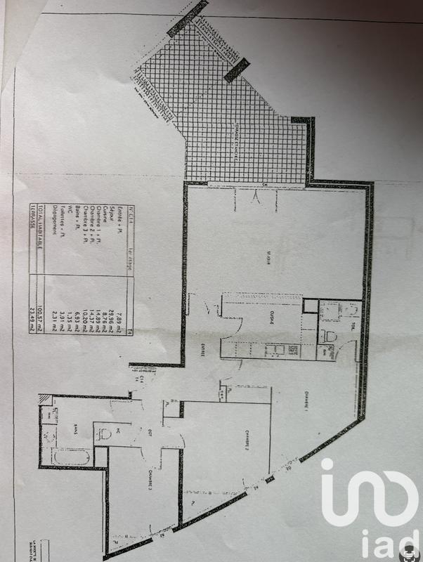 Appartement - 100 m² - 4 pièces