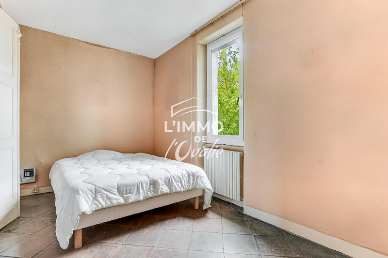 Demeure - 1 000 m² - 21 pièces