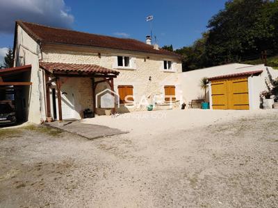 Maison - 267 m² - 7 pièces