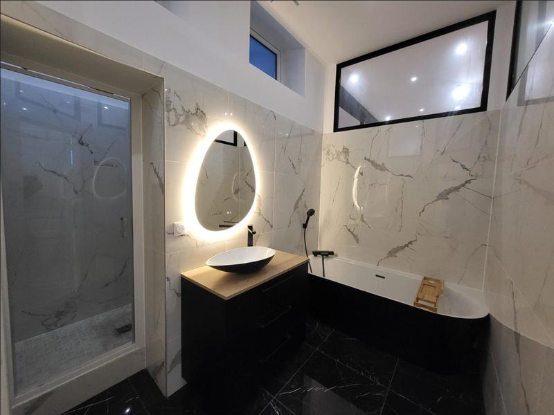 Appartement - 108 m² - 5 pièces