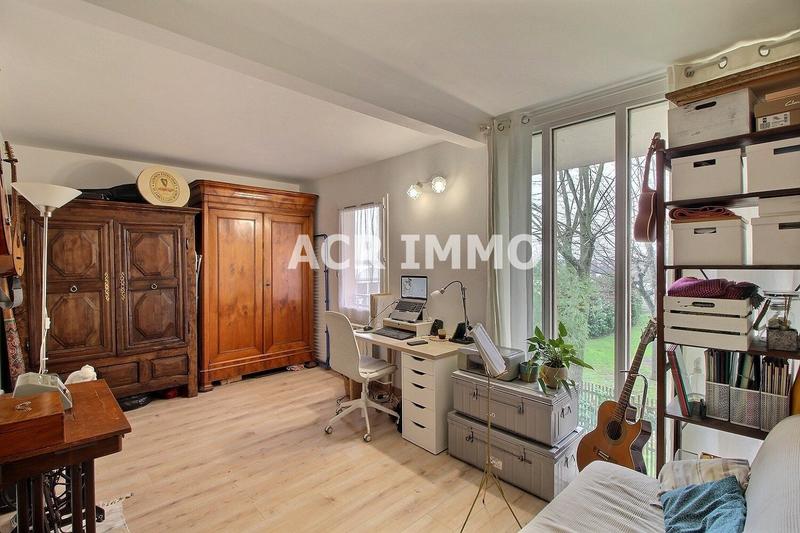 Appartement - 99 m² - 5 pièces