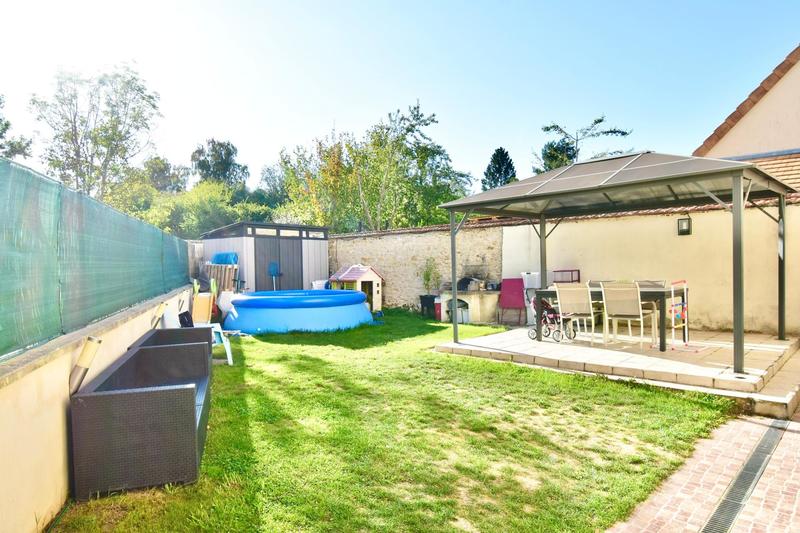 Maison - 140 m² - 5 pièces