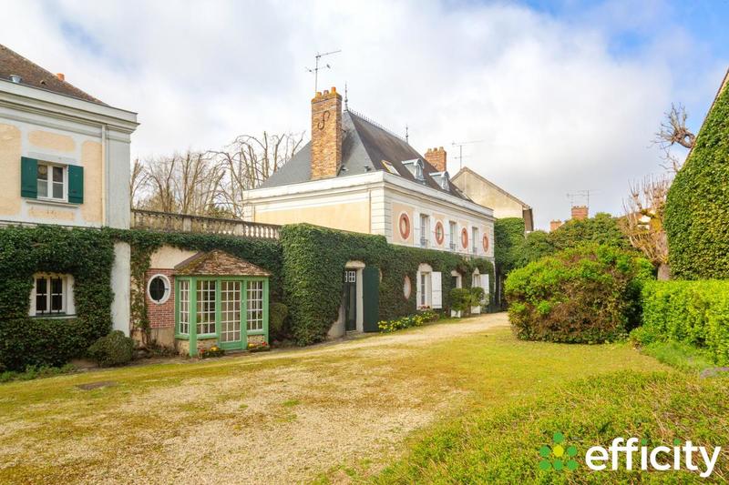 Maison - 400 m² - 13 pièces