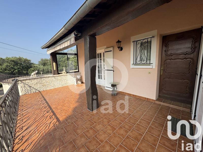 Maison - 260 m² - 6 pièces