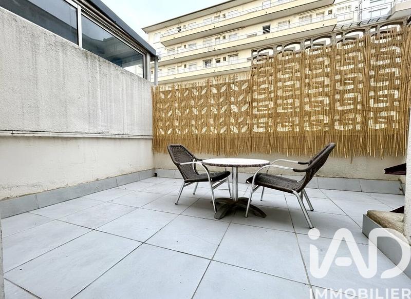 Immeuble - 57 m² - 3 pièces