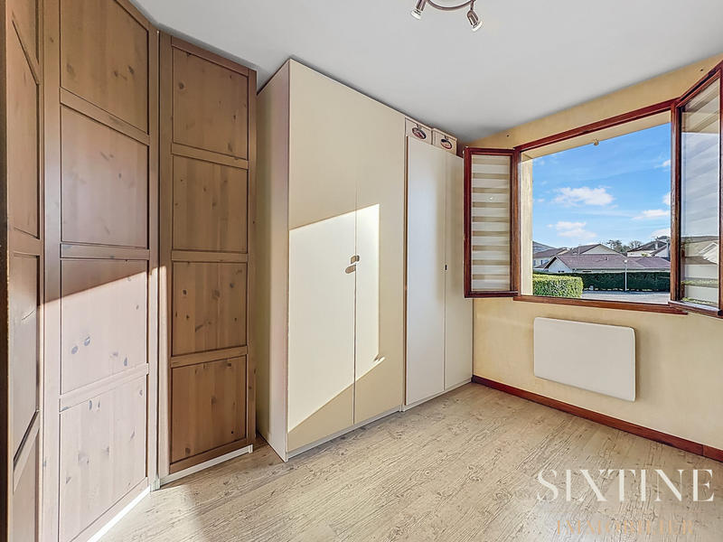 Maison - 137 m² - 1 pièce